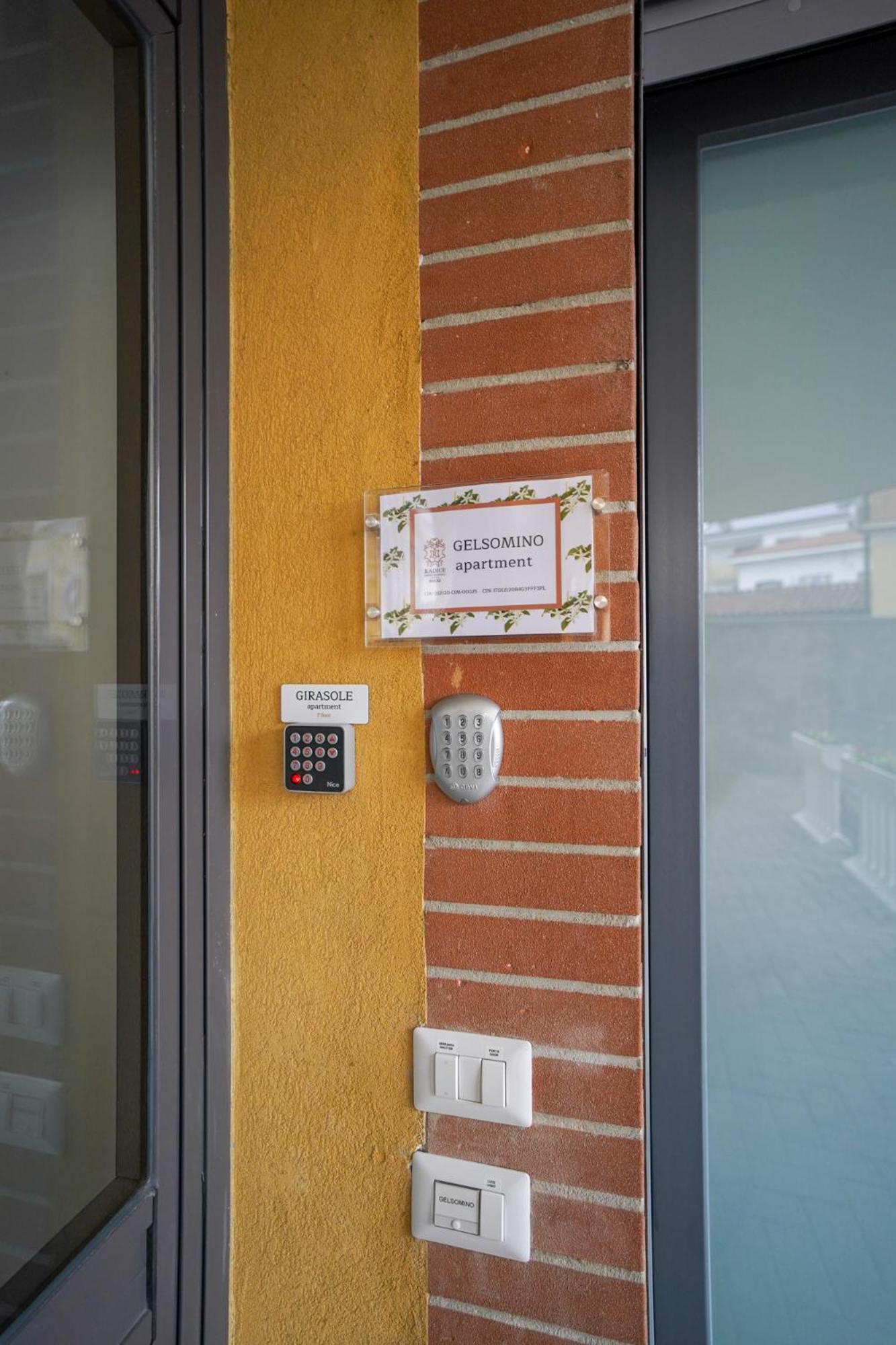 Gelsomino Suite Leonardo Academy, Mxp & Laghi Sesto Calende Luaran gambar